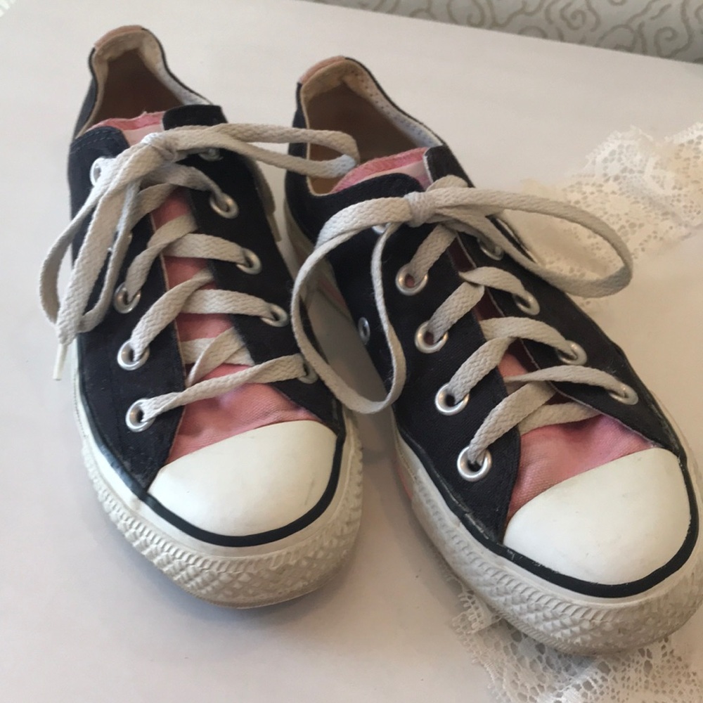 Vintage pink & black Converse sneakers